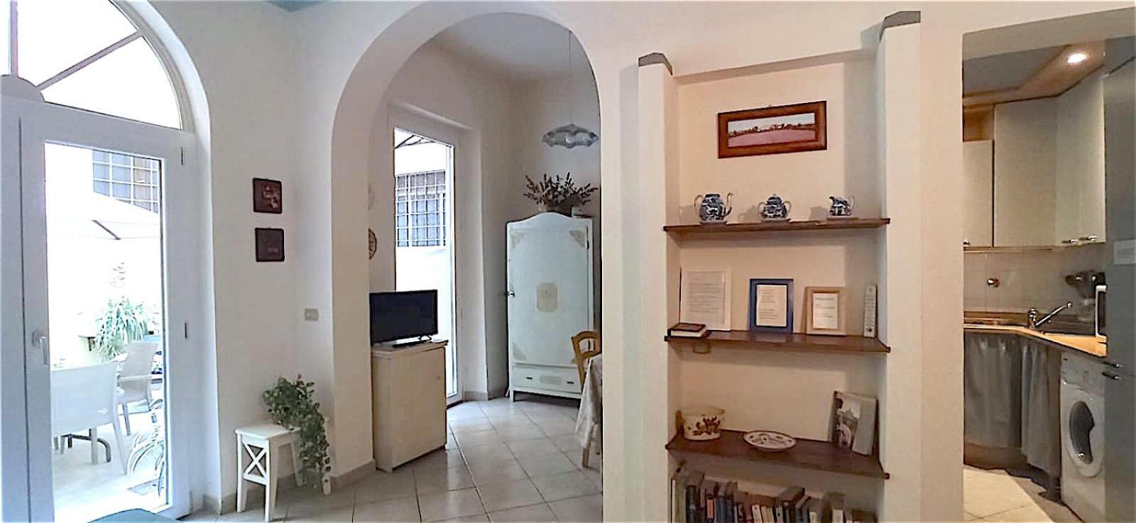 Apartment Amo E Flo Florenz